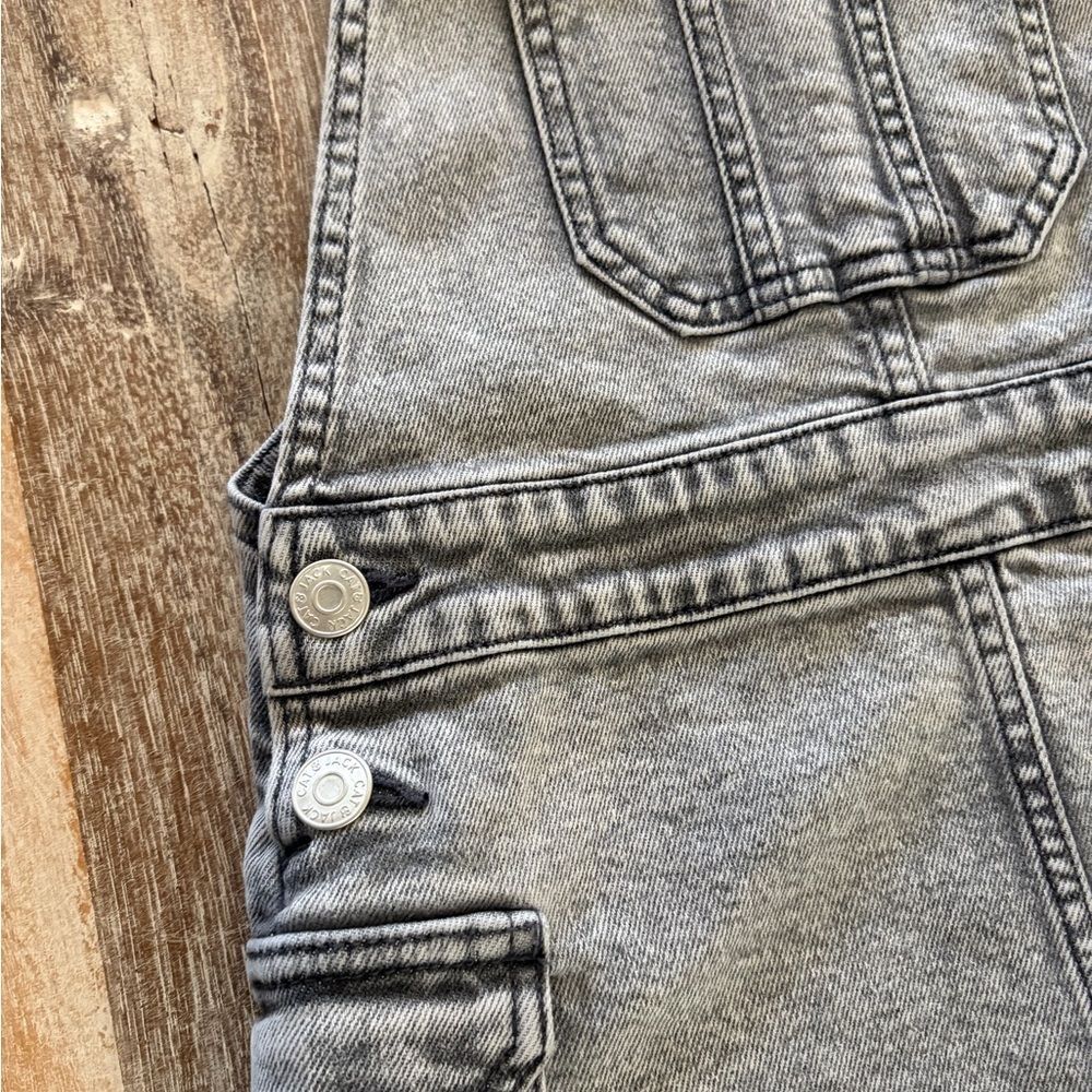 Cat & Jack Girls Overall Dress / Skirt in Gray Wash Denim, Size XS 4/5 - Picture 4 of 9